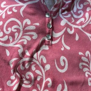Pink and White Patterned Top with Buttons (Q)